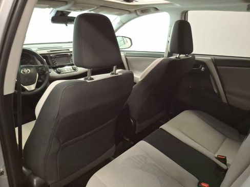 Used 2018 Toyota RAV4 XLE w/ Plus Extra Value Package AWD/4WD image 14
