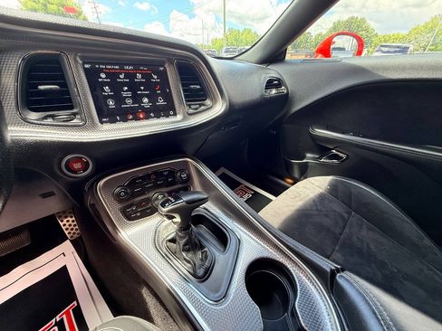Used 2019 Dodge Challenger SRT Hellcat Redeye RWD image 30