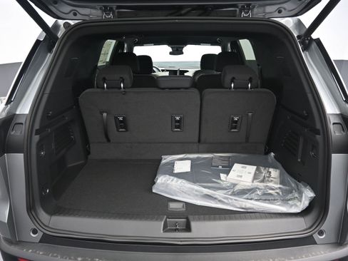 New 2026 Chevrolet Traverse LT FWD image 29