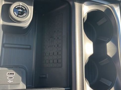 New 2025 Ford Expedition Max Platinum w/ Stealth Performance Package AWD/4WD image 22
