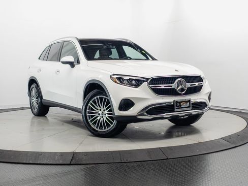 Certified 2026 Mercedes-Benz GLC 300 4MATIC image 1