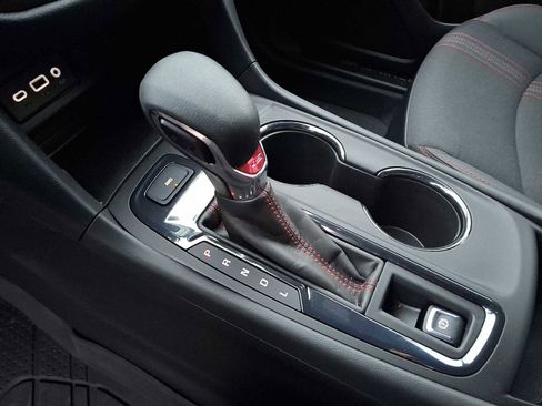 Used 2023 Chevrolet Equinox RS w/ LPO, Floor Liner Package image 14