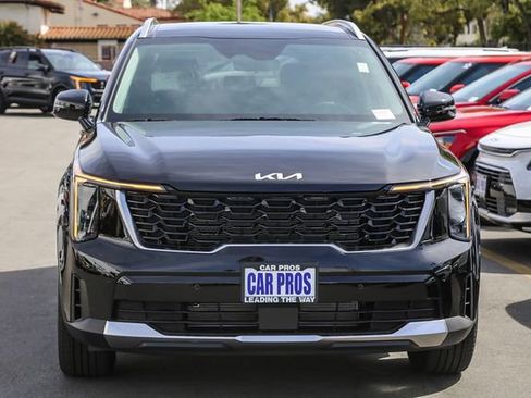 New 2026 Kia Sorento S image 3