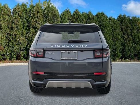Used 2025 Land Rover Discovery Sport S image 5