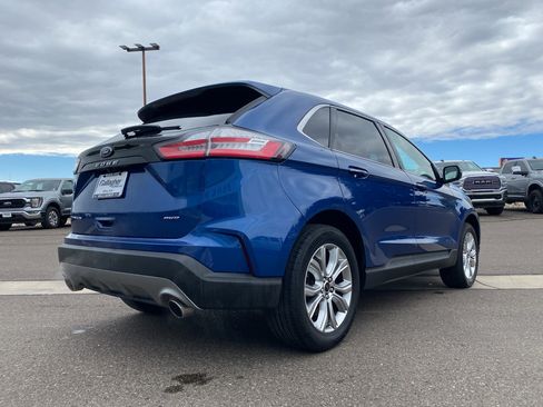 Used 2024 Ford Edge Titanium image 22