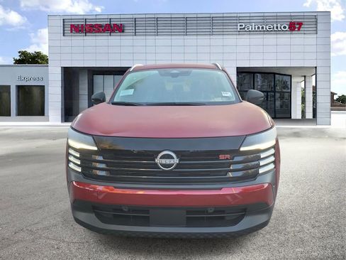 New 2026 Nissan Kicks SR image 2