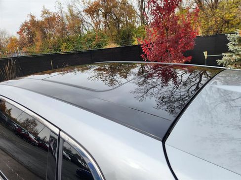 Certified 2021 Lincoln Nautilus Reserve image 24