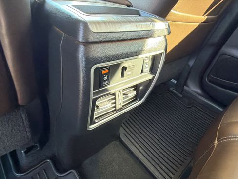 Used 2015 Nissan Murano Platinum w/ Platinum Technology Package image 25