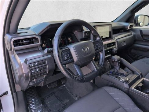 Used 2025 Toyota Tacoma SR5 AWD/4WD image 10