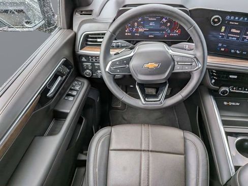 Used 2026 Chevrolet Tahoe High Country image 15