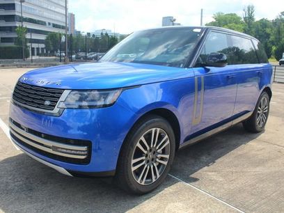 New 2025 Land Rover Range Rover Long Wheelbase SE