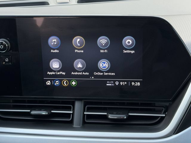 New 2026 Chevrolet Trax RS w/ Sunroof Package FWD image 14