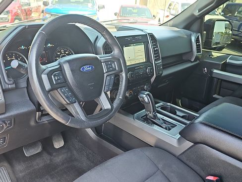 Used 2018 Ford F150 XLT w/ Equipment Group 302A Luxury AWD/4WD image 15