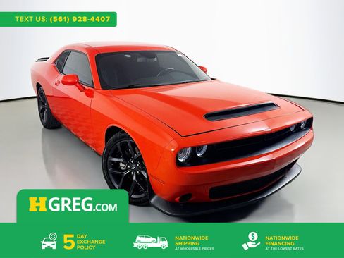 Used 2022 Dodge Challenger R/T w/ Blacktop Package image 1