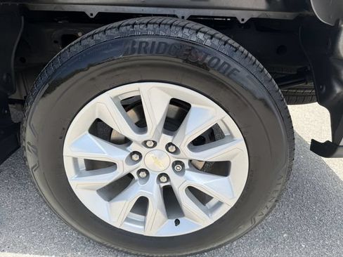 Used 2022 Chevrolet Silverado 1500 Custom RWD image 33