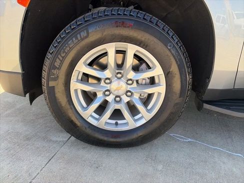 Used 2024 Chevrolet Tahoe LS w/ Driver Alert Package image 8