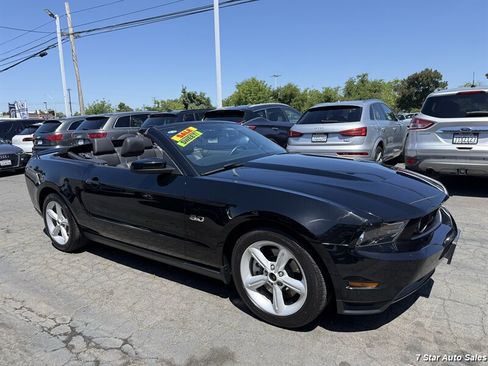 Used 2011 Ford Mustang GT Premium w/ Security Pkg RWD image 21