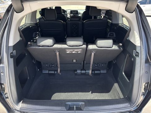 Used 2024 Honda Odyssey Touring image 11
