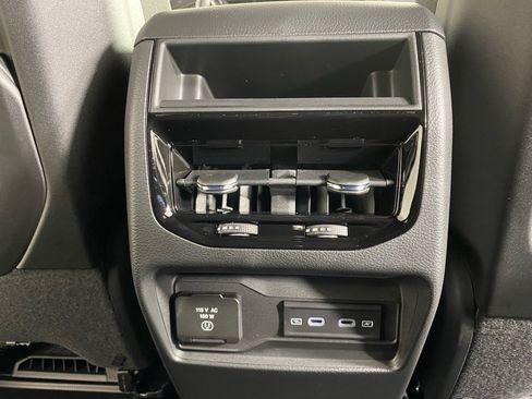 New 2026 Jeep Grand Cherokee Altitude AWD/4WD image 26