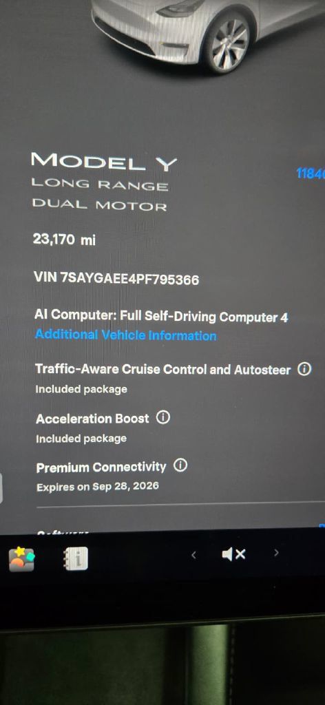 Used 2023 Tesla Model Y AWD image 7