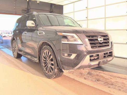 Used 2023 Nissan Armada Platinum w/ Captain's Chairs Package image 3