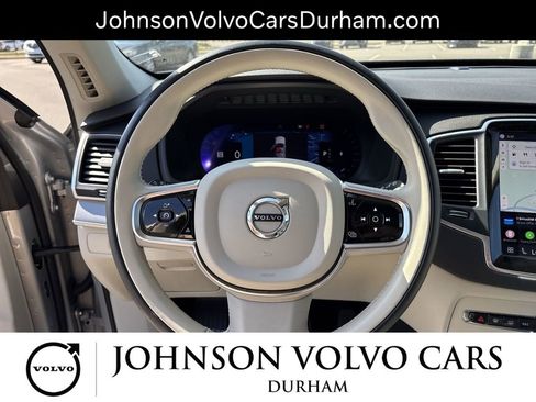 Used 2024 Volvo XC90 B5 Core w/ Protection Package Premier AWD/4WD image 11