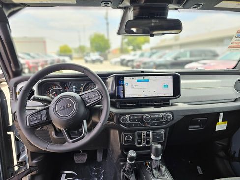 New 2026 Jeep Gladiator Sport AWD/4WD image 25