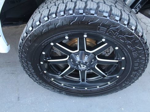 Used 2018 Ford F150 Lariat w/ Equipment Group 502A Luxury AWD/4WD image 18