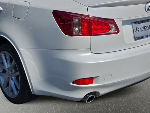 Used 2013 Lexus IS 250 AWD w/ Premium Pkg image 35