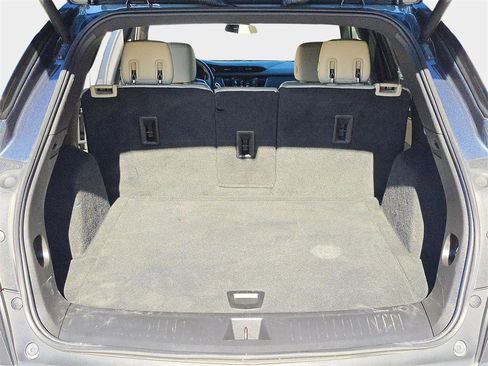 Used 2019 Cadillac XT5 FWD image 14