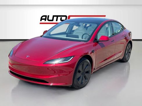Used 2025 Tesla Model 3 Long Range RWD image 3