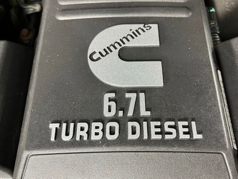 Used 2023 RAM 2500 Limited AWD/4WD image 12