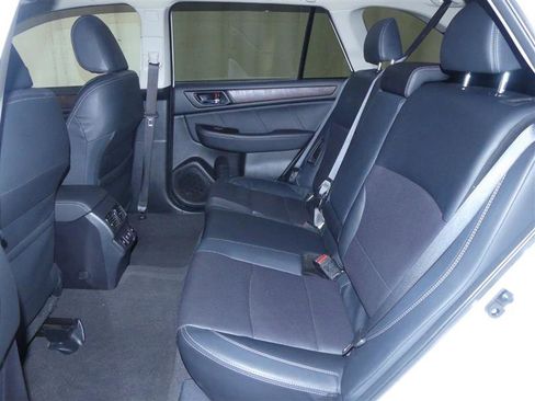 Used 2019 Subaru Outback 2.5i Limited w/ Popular Package #2 image 23