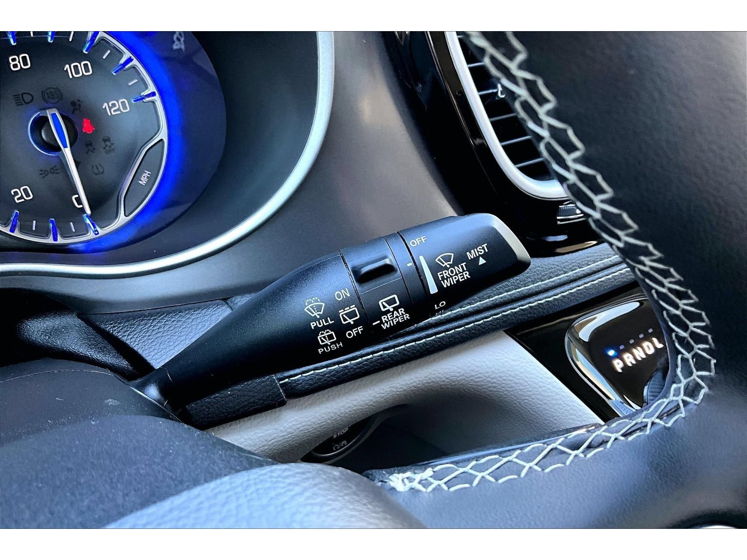 Certified 2022 Chrysler Pacifica Touring-L FWD image 21