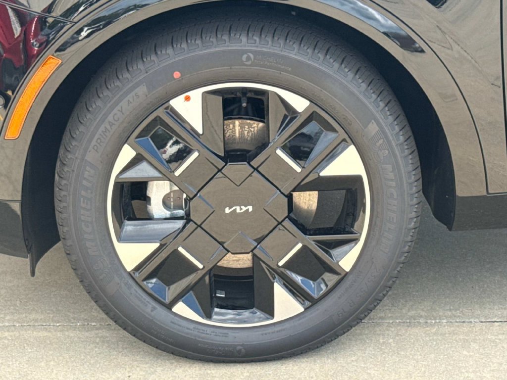 New 2026 Kia Sportage SX FWD image 4