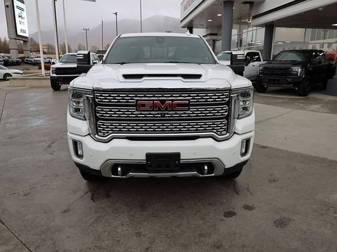 Used 2020 GMC Sierra 3500 Denali w/ Denali Ultimate Package image 9