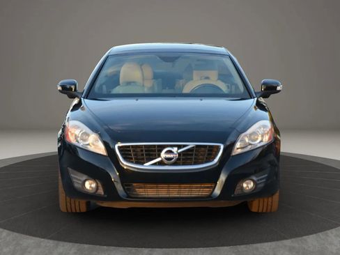Used 2012 Volvo C70 T5 image 4