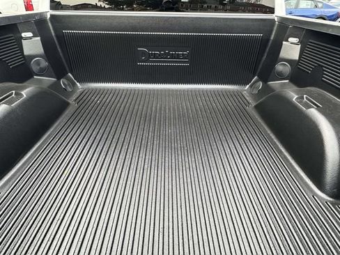 Used 2023 GMC Sierra 1500 SLE image 28