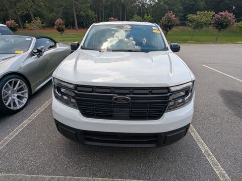Certified 2024 Ford Maverick Lariat w/ Black Appearance Package AWD/4WD image 2