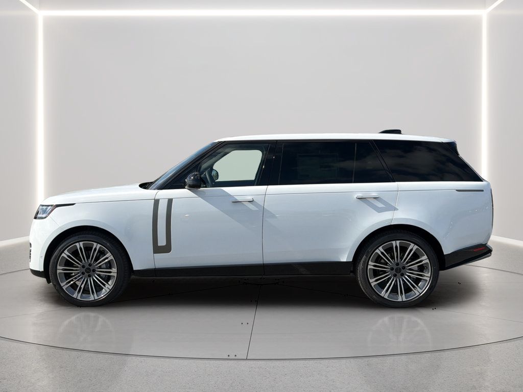 New 2026 Land Rover Range Rover Long Wheelbase SE AWD/4WD image 13