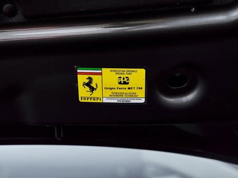 Used 2020 Ferrari GTC4Lusso AWD/4WD image 22
