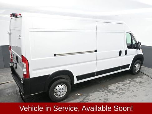Used 2025 RAM ProMaster 2500 w/ Convenience Group image 29