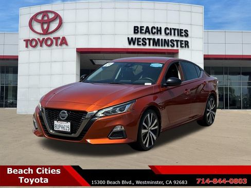 Used 2021 Nissan Altima 2.5 SR FWD image 6