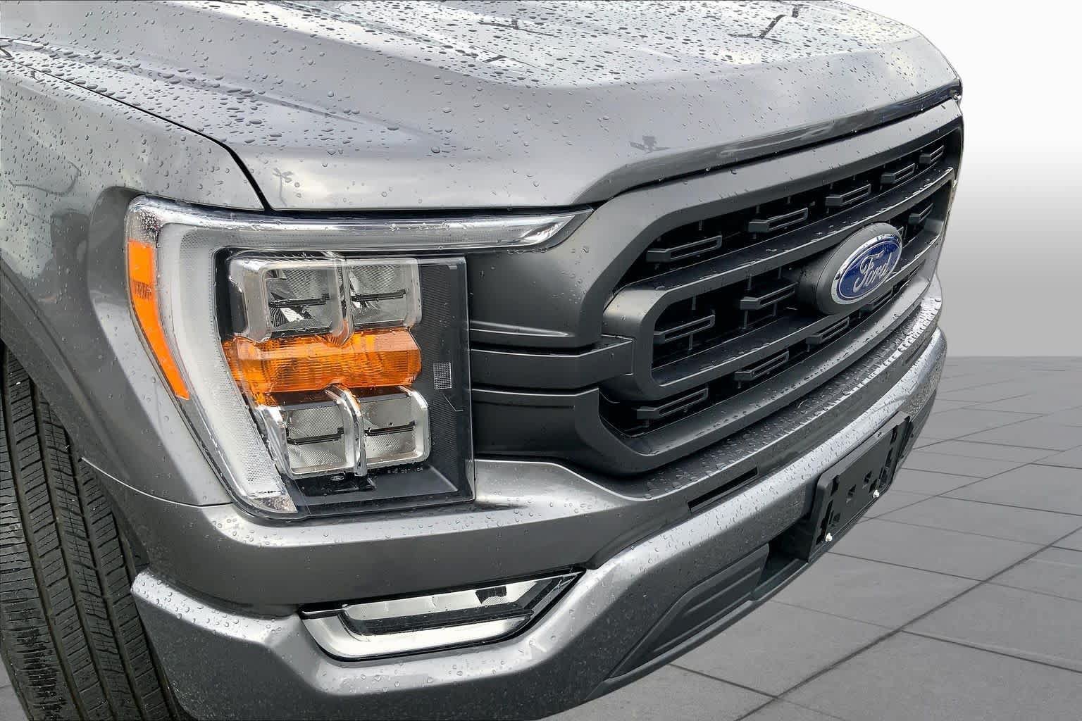 Used 2022 Ford F150 XLT w/ Equipment Group 302A High RWD image 28