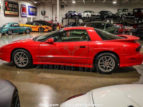 Used 1995 Pontiac Firebird Coupe image 11