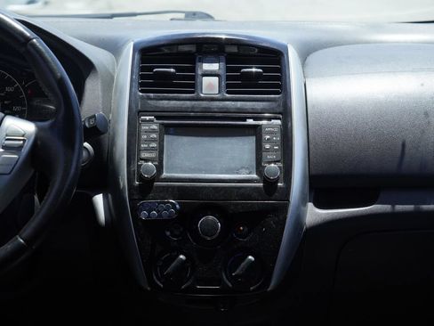 Used 2015 Nissan Versa Note FWD image 24