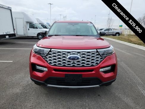 Used 2020 Ford Explorer Platinum w/ Premium Technology Package image 3