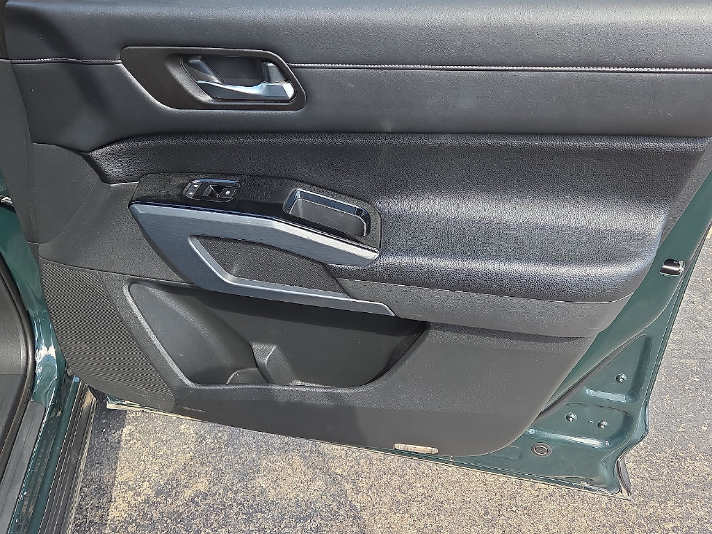 Used 2022 Nissan Pathfinder SL w/ SL Premium Package FWD image 15