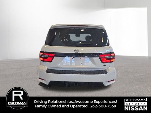 Used 2024 Nissan Armada SL w/ Midnight Edition Package image 5