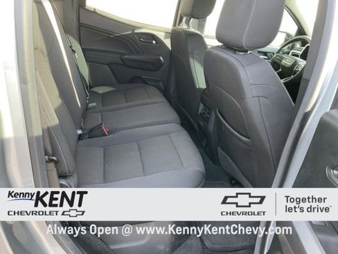 Used 2024 GMC Canyon Elevation w/ Convenience Package image 13